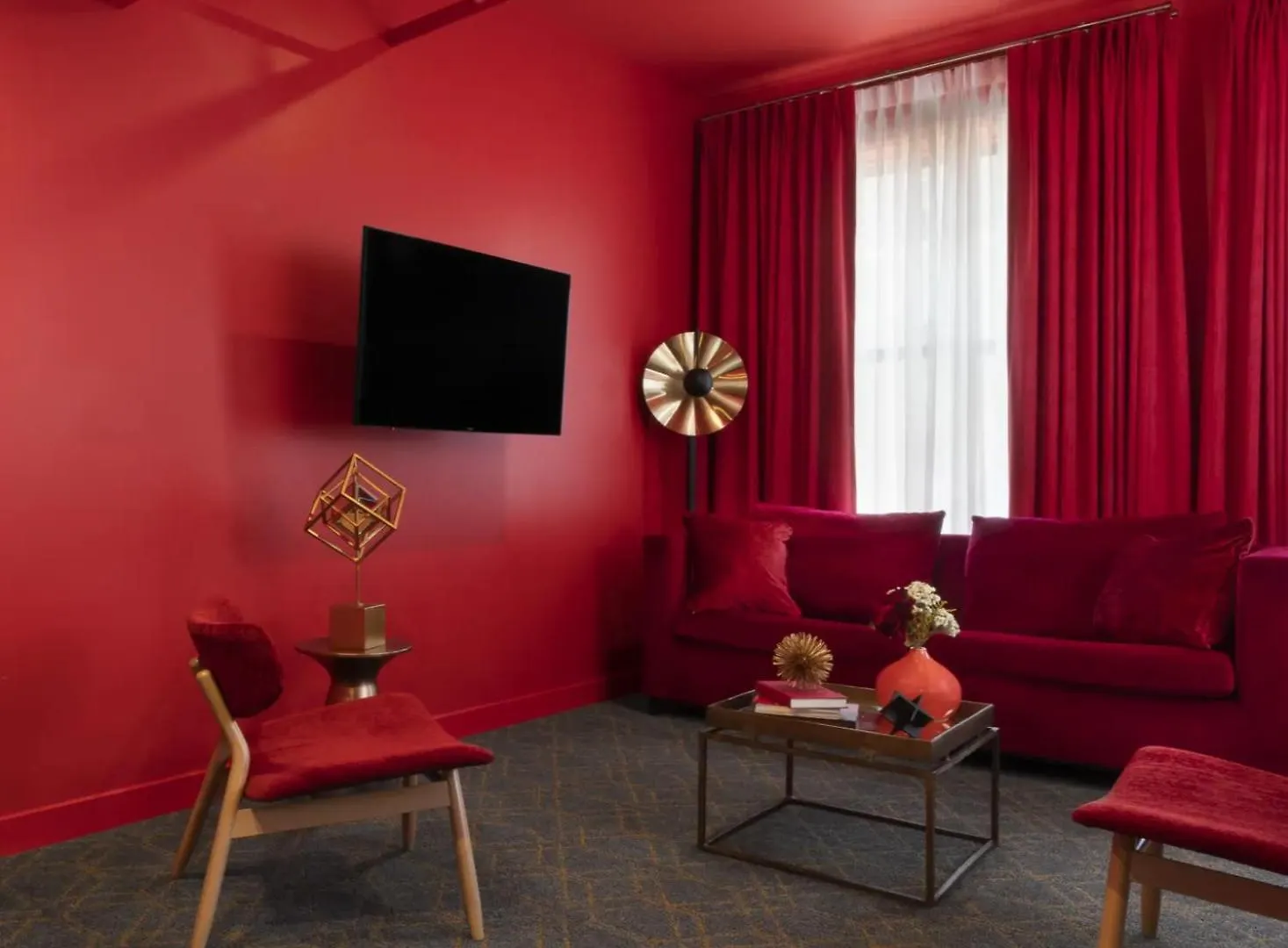 Angad Arts Hotel St. Louis, Tapestry Collection by Hilton