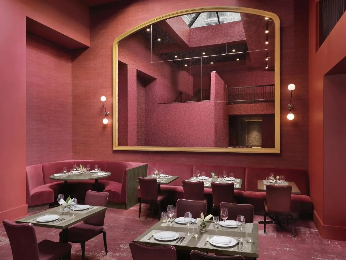 Angad Arts Hotel Saint Louis
